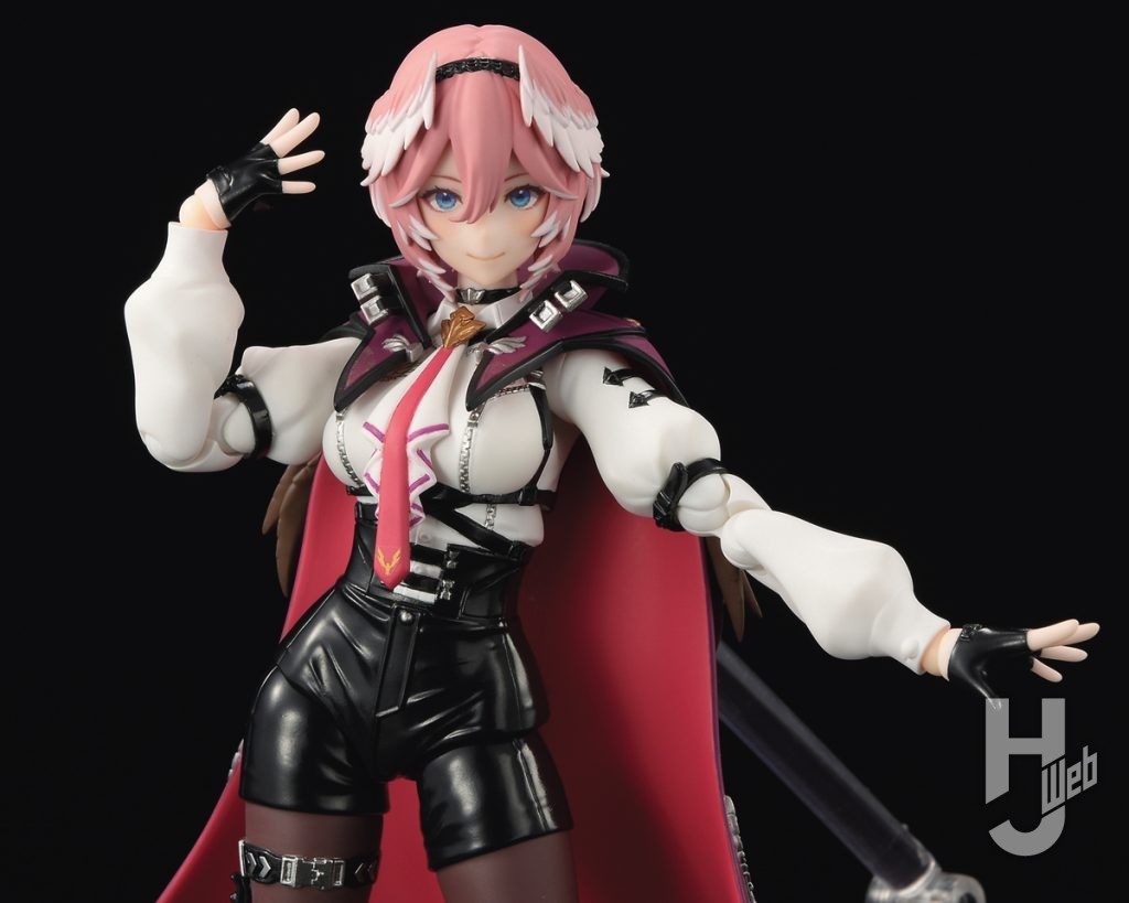 鷹嶺ルイの可動フィギュアのアップ画像その1
