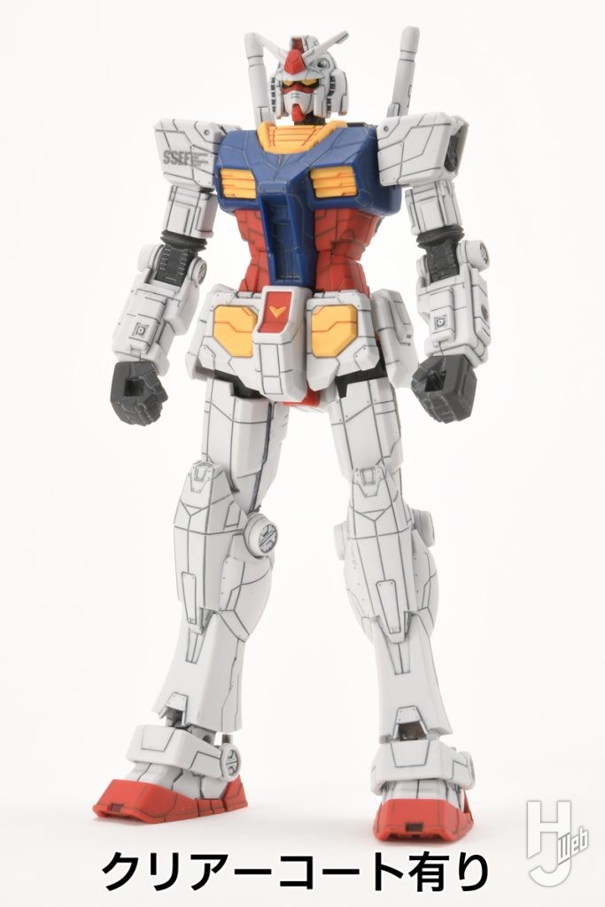 スミ入れとクリアーコートを施したエントリーグレードガンダムの全身画像1枚目