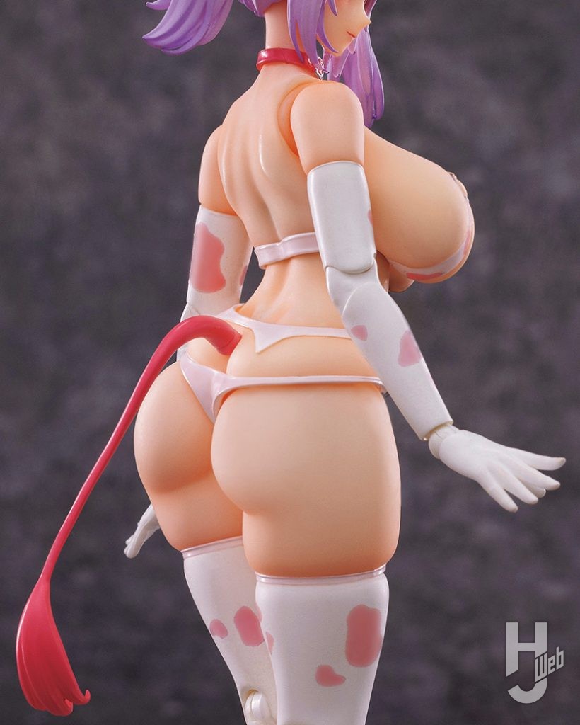 BISHOUCRAFT「乳牛娘 小熊奈々」の背面のアップ画像