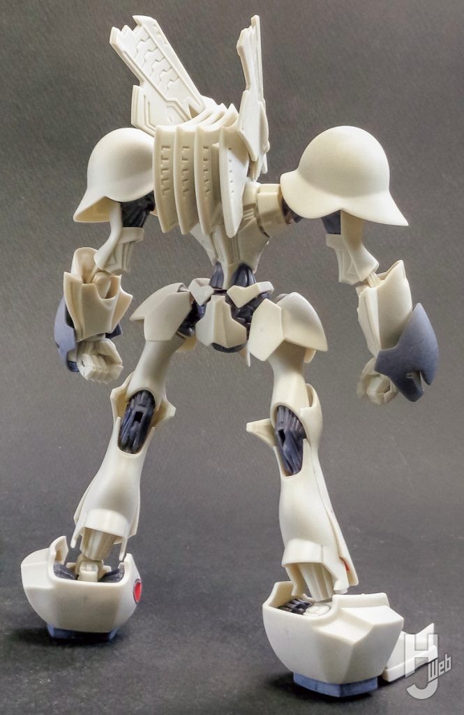 田仲正樹製作「グランチャー」製作途中背面
