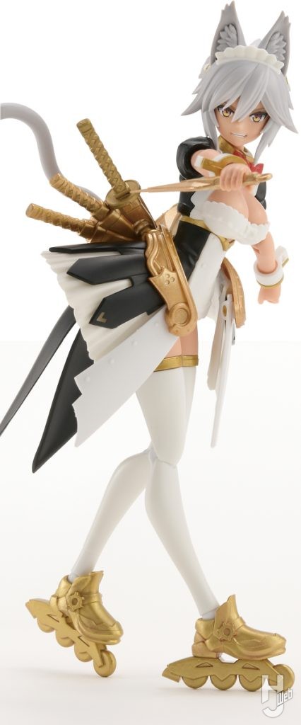 「メイドロイド・クオン」メイドギア装着