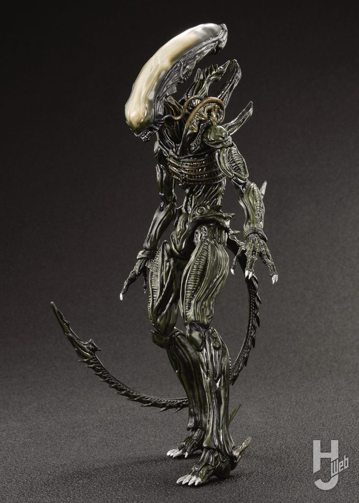 エイリアンのゼノモーフの可動フィギュアの全体画像