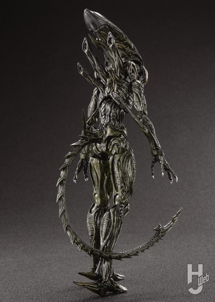 エイリアンのゼノモーフの可動フィギュアの全体画像その2