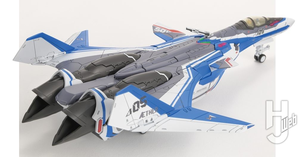 哀川和彦製作「VF-31J ジークフリード（ハヤテ・インメルマン機）」ファイター形態後方