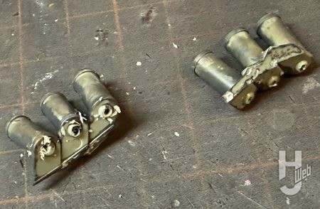 横山宏製作「重装甲戦闘服 MK44G-6 ゴールドナイト」未塗装成型色仕上げフェイス部改造製作途中