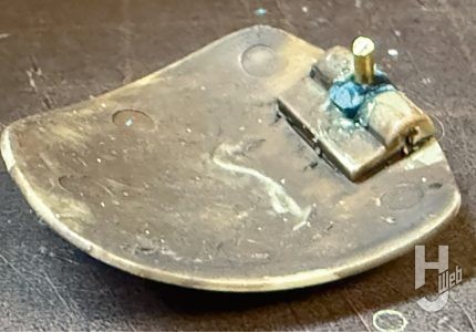 横山宏製作「重装甲戦闘服 MK44G-6 ゴールドナイト」未塗装成型色仕上げフェイス部改造製作途中3