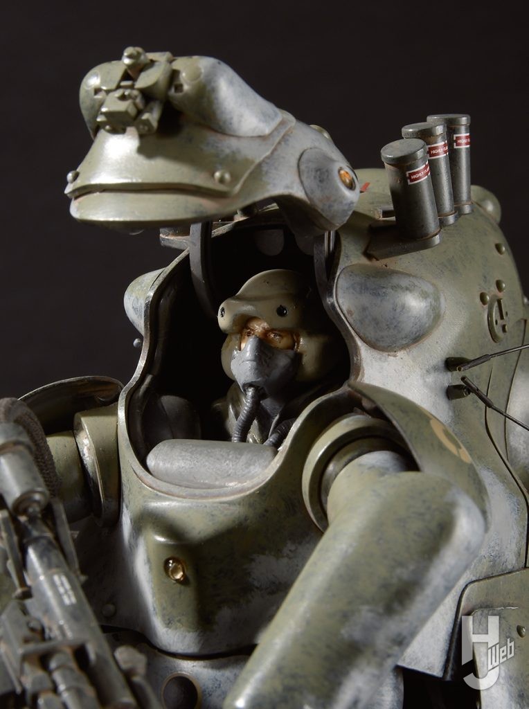 MAX渡辺製作「重装甲戦闘服 MK44G-6 ゴールドナイト」ハッチオープン