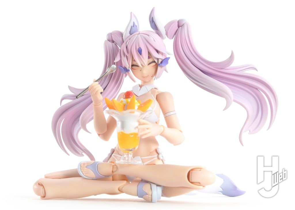 朱羅九尾のアクションポーズ画像　その1