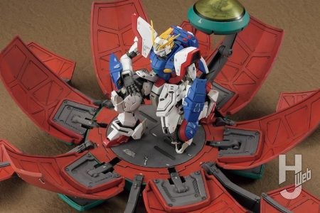 ネオジャパンのMF輸送カプセル「ブッドキャリアー」がマシンビルドシリーズで登場!! ディテールアップとウェザリング塗装で半完成品モデルの解像度をさらに高める！【機動武闘伝Gガンダム】
