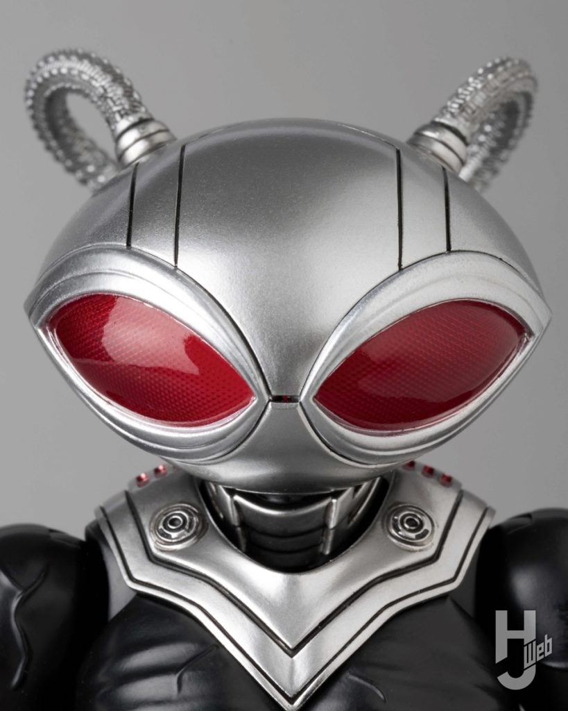 ブラックマンタの可動フィギュアのアップ画像その1