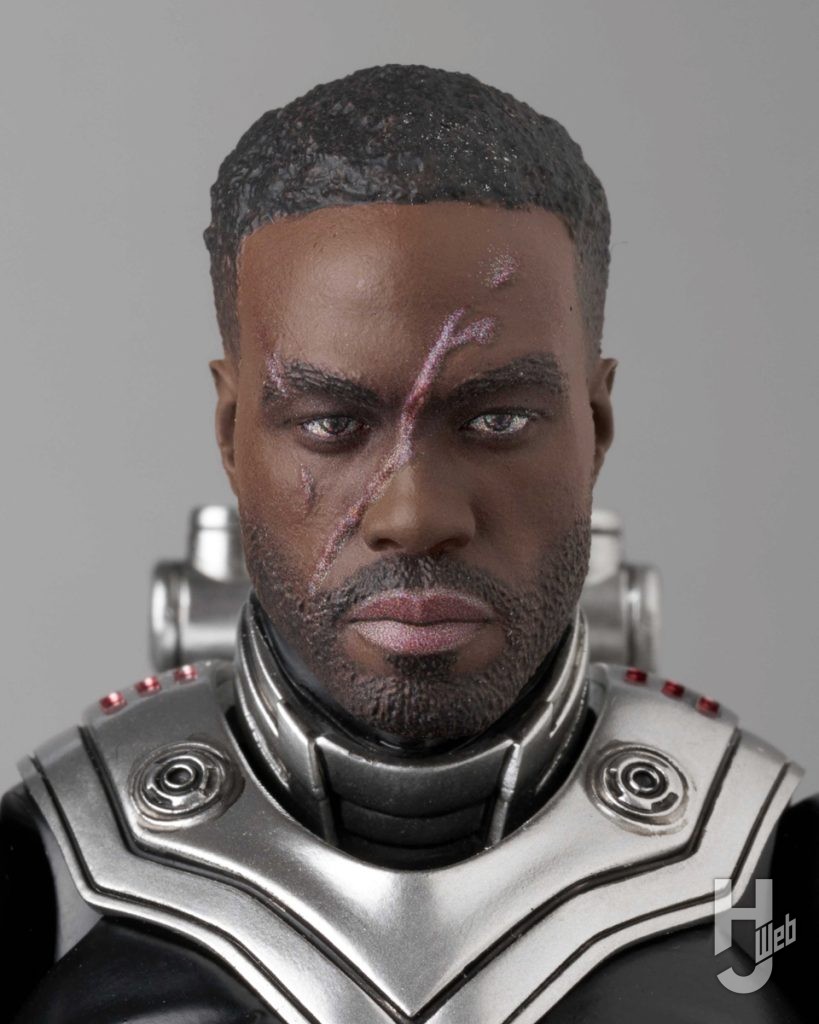 ブラックマンタの可動フィギュアのアップ画像その2