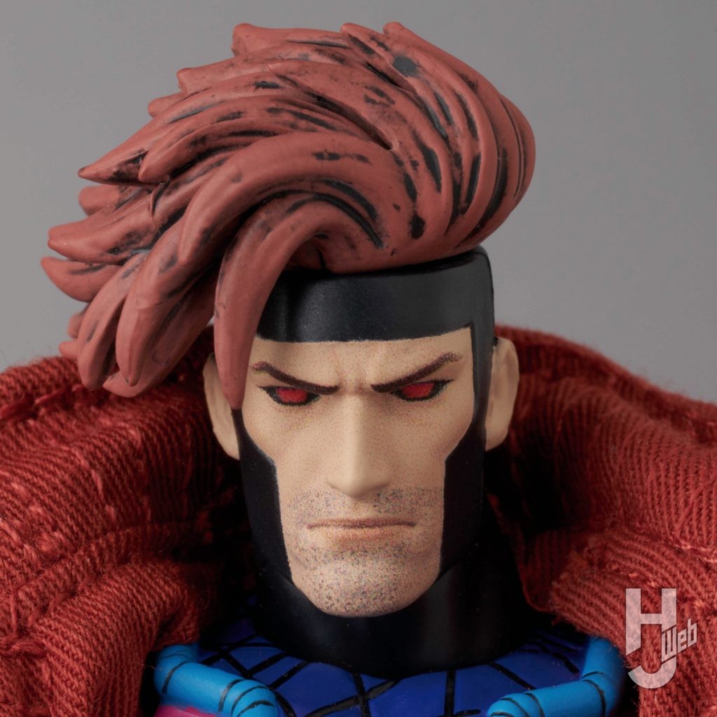 ガンビットの可動フィギュアのアップ画像その1