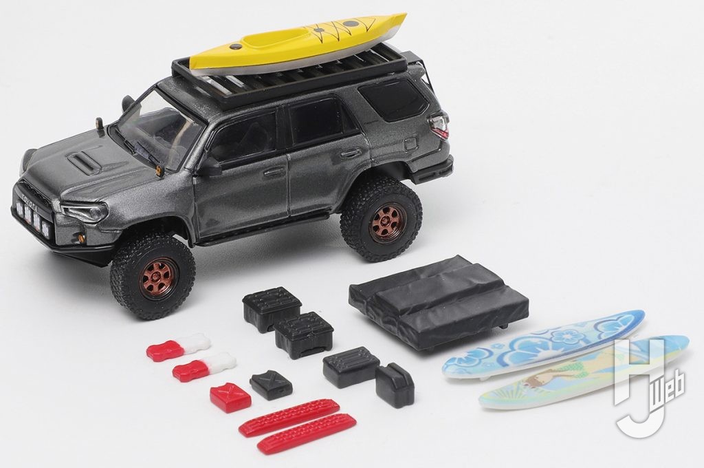 Toyota 4Runner widebody プレランナー（LHD）- アクセサリー付き グレー
