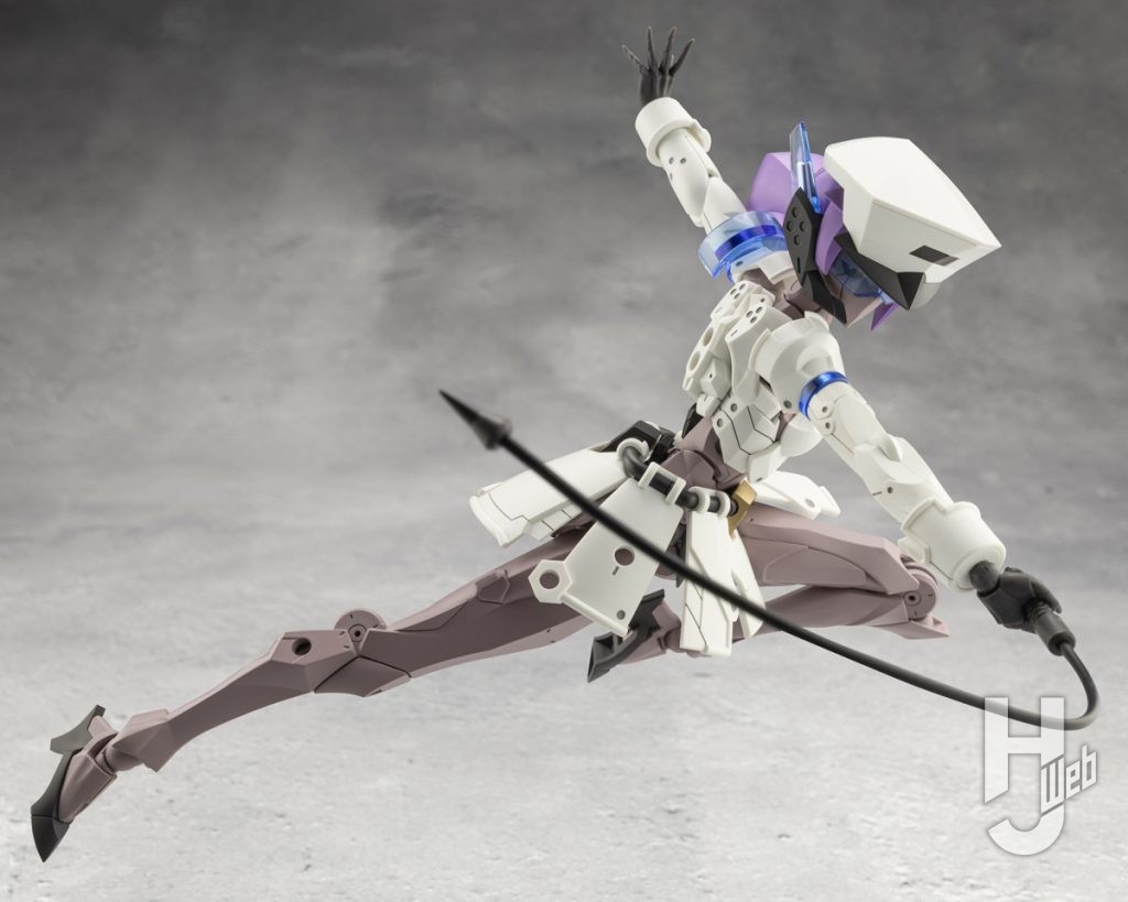 メガロマリアのヴァンガード・リーダーのプラモデルの全体画像その3