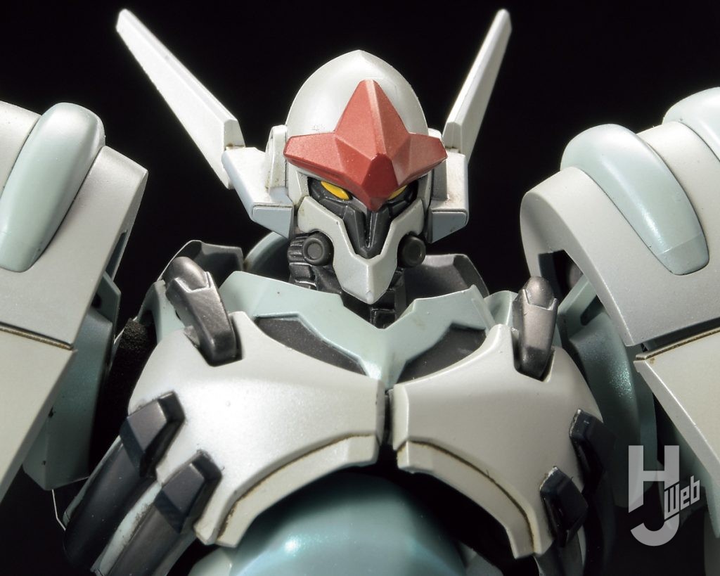 MODEROID オーガン
顔アップ