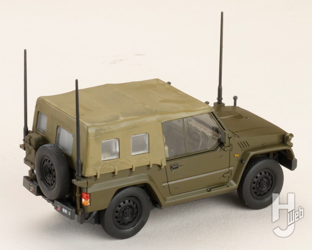 新73式小型トラックのフィギュアの後ろ姿の全体画像
