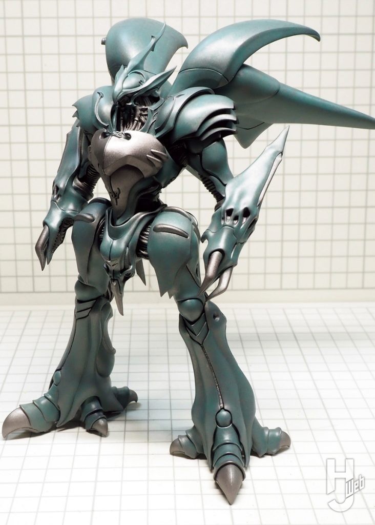 その上から薄く溶いた水性ホビーカラーを重ねていく