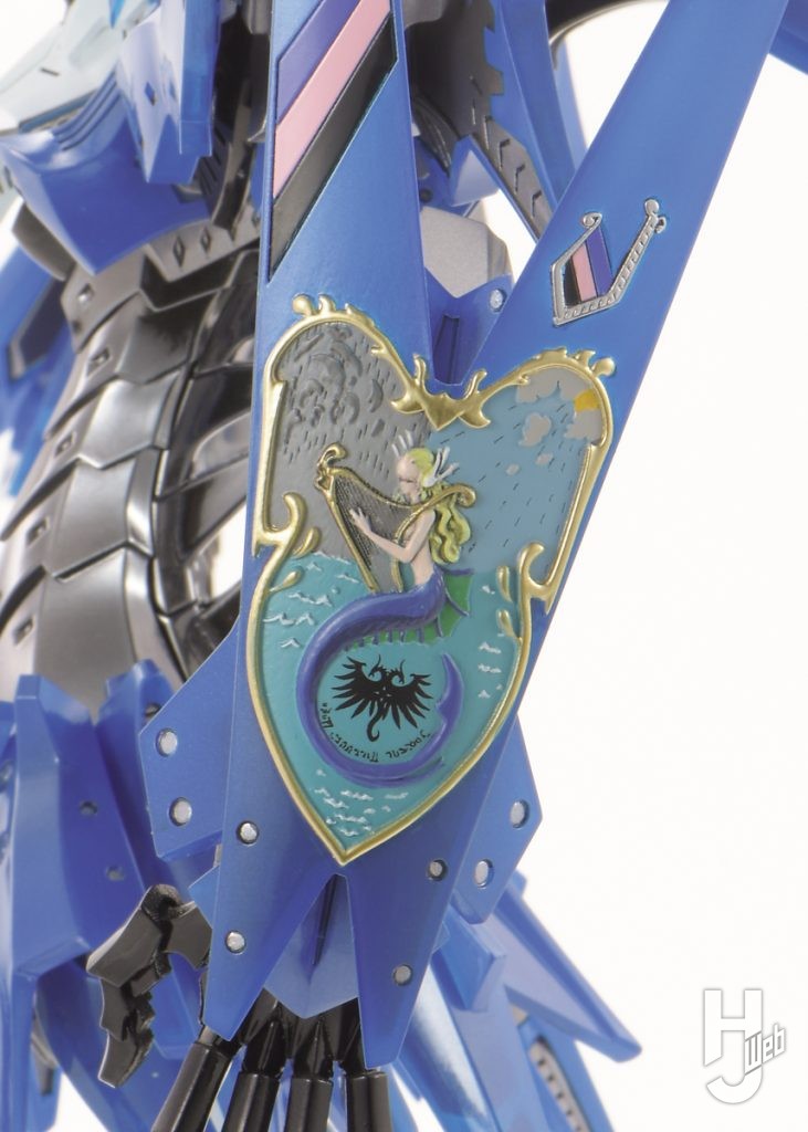 ドナウマーキングウルトラマリンブルーのレジンキットの前腕の立体レリーフのアップ画像