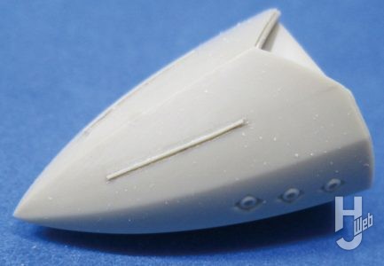 渡辺圭介製作「VF-171 ナイトメアプラス［辺境宙域仕様］」ノーズコーン製作途中