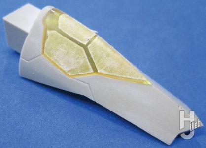 渡辺圭介製作「VF-171 ナイトメアプラス［辺境宙域仕様］」キャノピーとコックピット製作途中