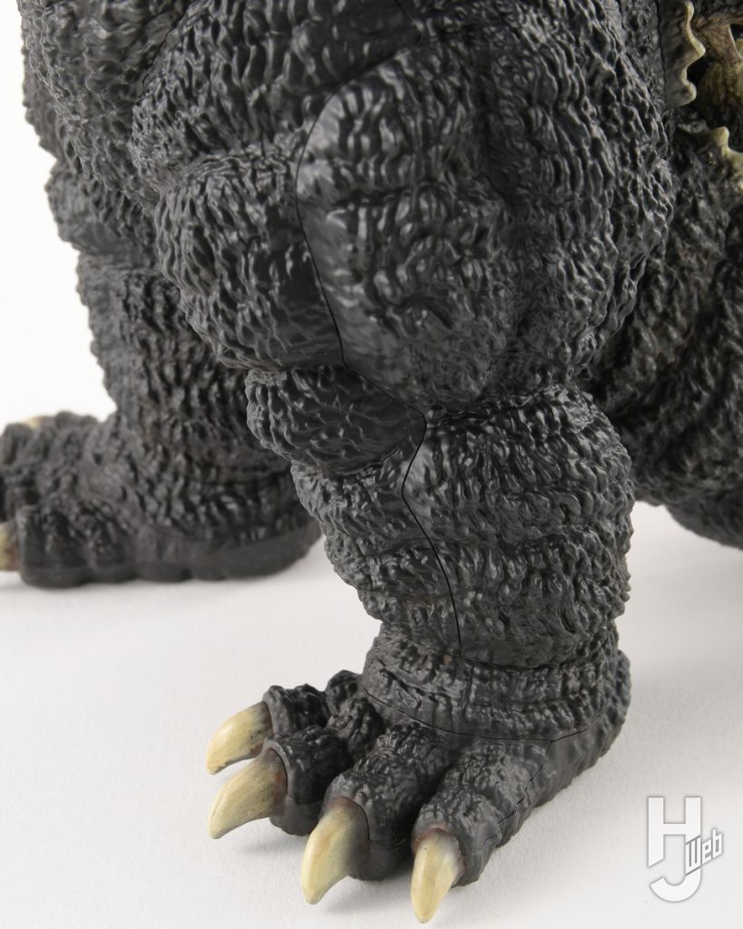 ゴジラ（1989）
足　爪
