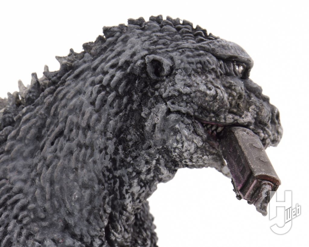 ゴジラのプラモデルの顔アップの画像その2