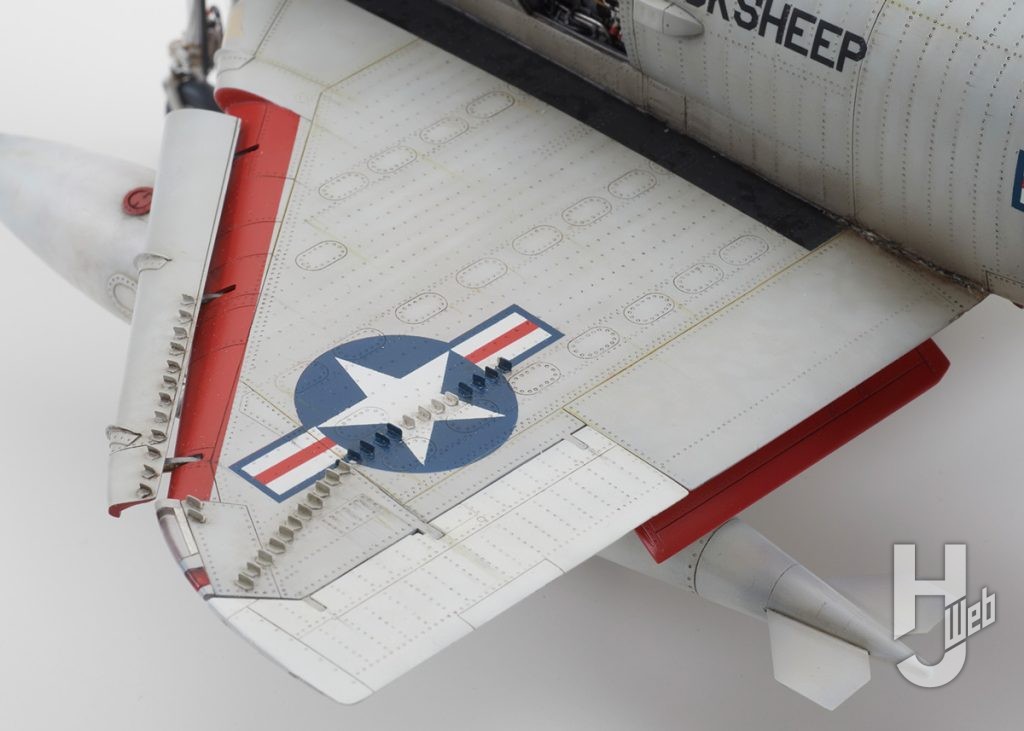 A-4M スカイホーク
左主翼上面
