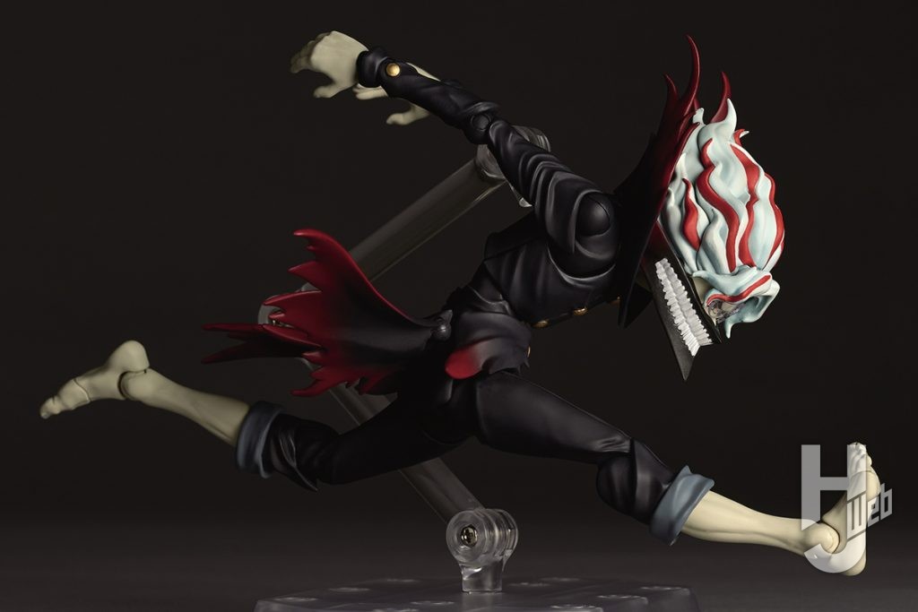 リボルテック　オカルン（変身）のポージング画像2枚目