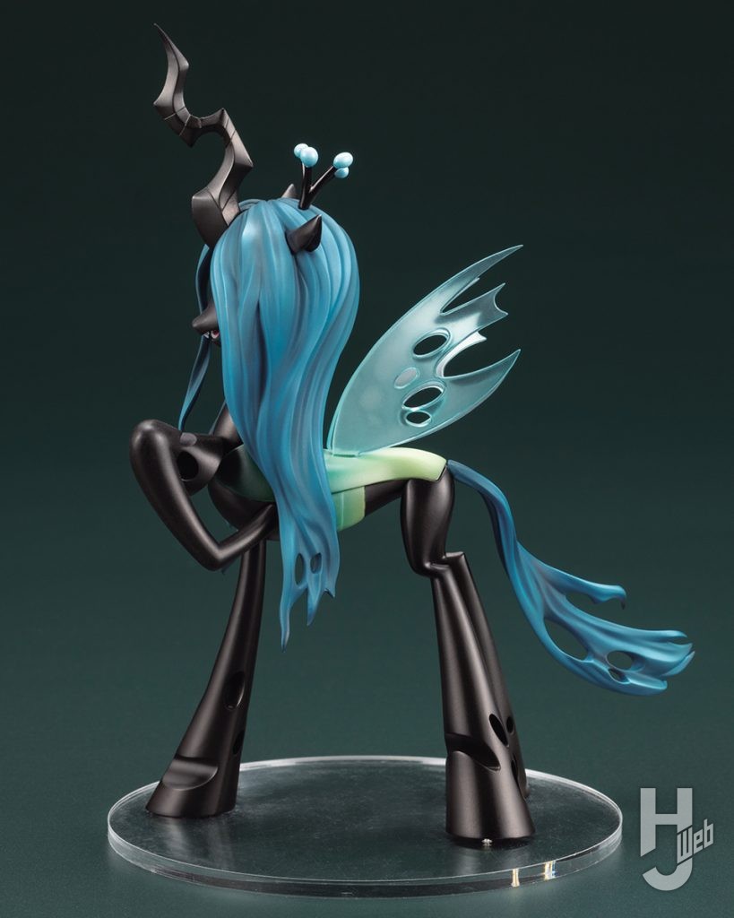 クイーンクリサリスのポニー姿のフィギュアの画像