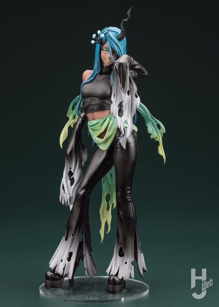 クイーンクリサリスのフィギュアの全体画像