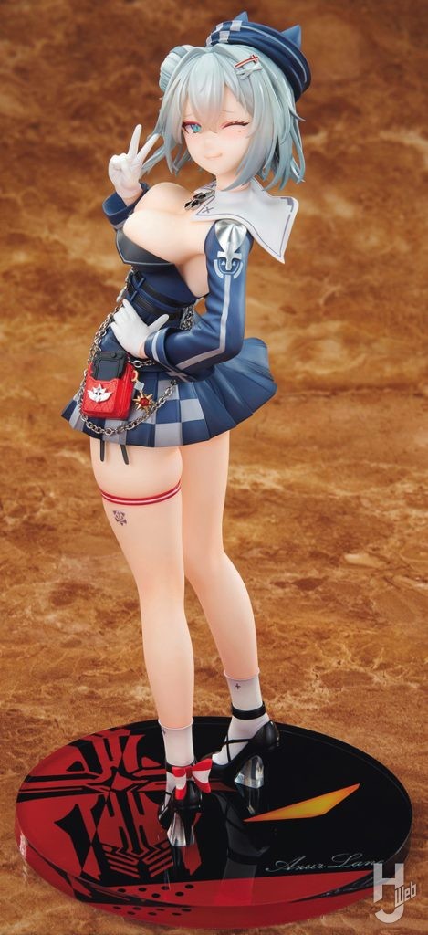 フィギュア新製品「アズールレーン ヤーデ」の全体画像
