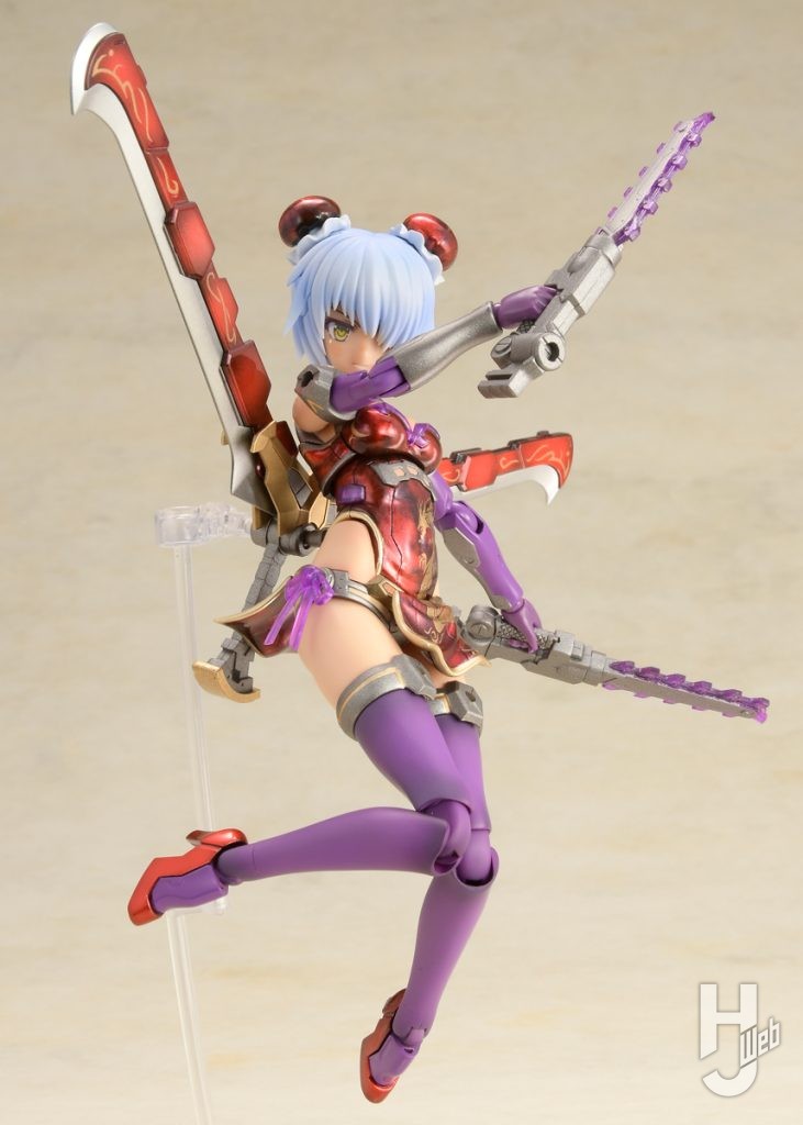 チーパオのフレズヴェルクのプラモデルの全体画像その3