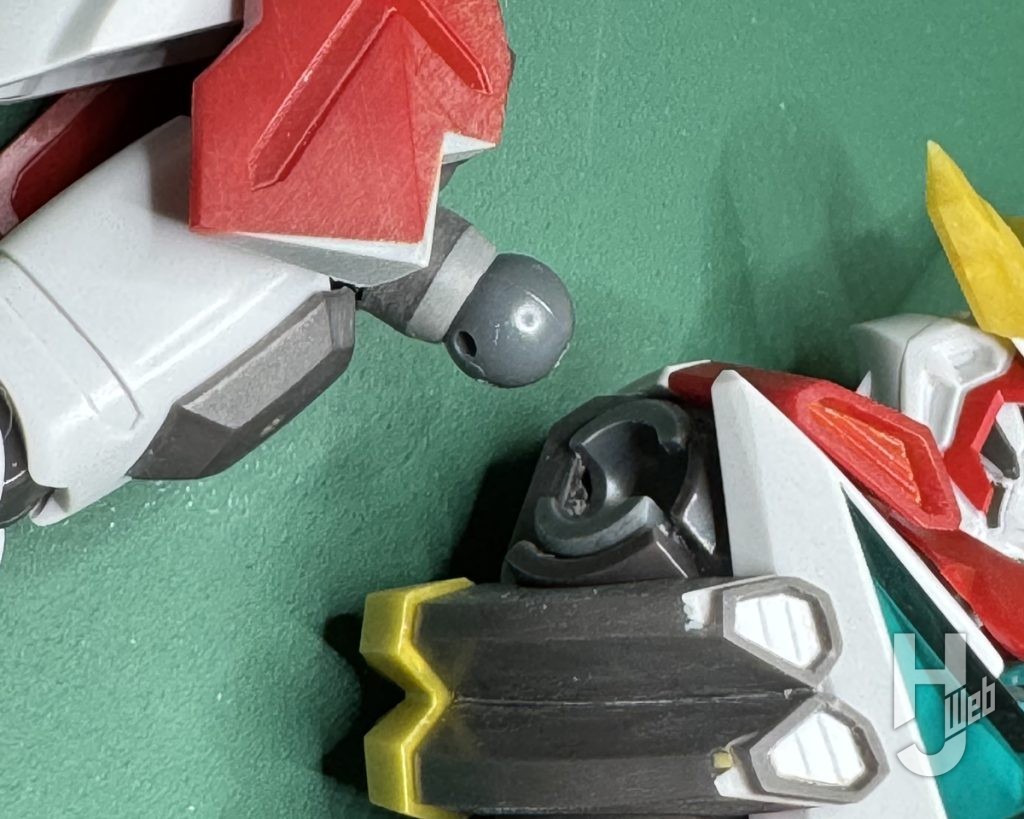 バーンブレイブビッグバーンのプラモデルの肩関節の製作の画像