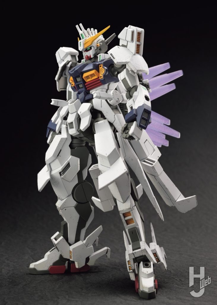 ガンダムジリウスのプラモデルの全体画像