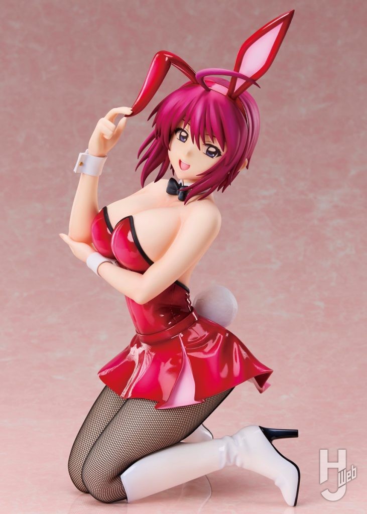 バニー衣装のルナマリア・ホークのフィギュアの画像