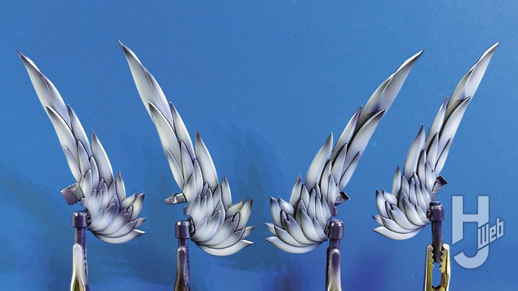 エルメダのプラモデルの翼パーツの製作の画像