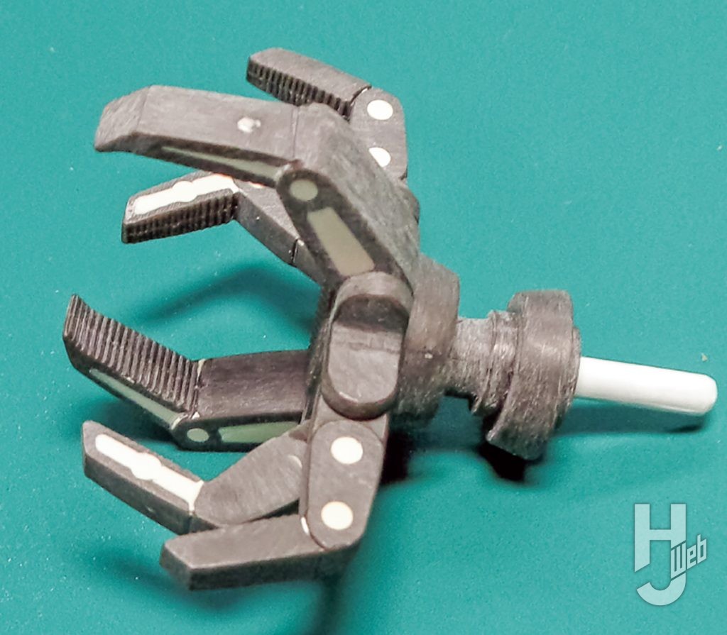 田仲正樹製作「ドラン・タイプ」ハンド製作途中2