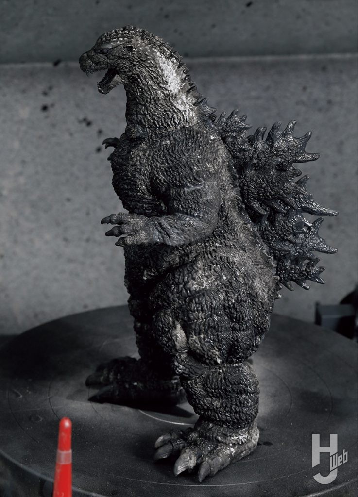 伊原源造製作「ゴジラ（1989）」製作途中溶きパテの色が透けていても大丈夫