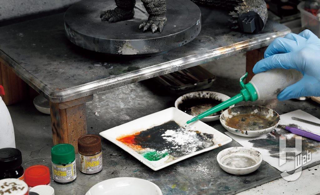 ファントムグレー