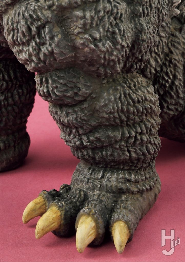 伊原源造製作「ゴジラ（1989）」脚アップ