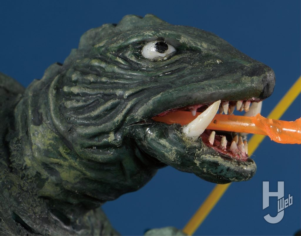 山田卓司製作「双子山の決戦」ガメラ顔アップ