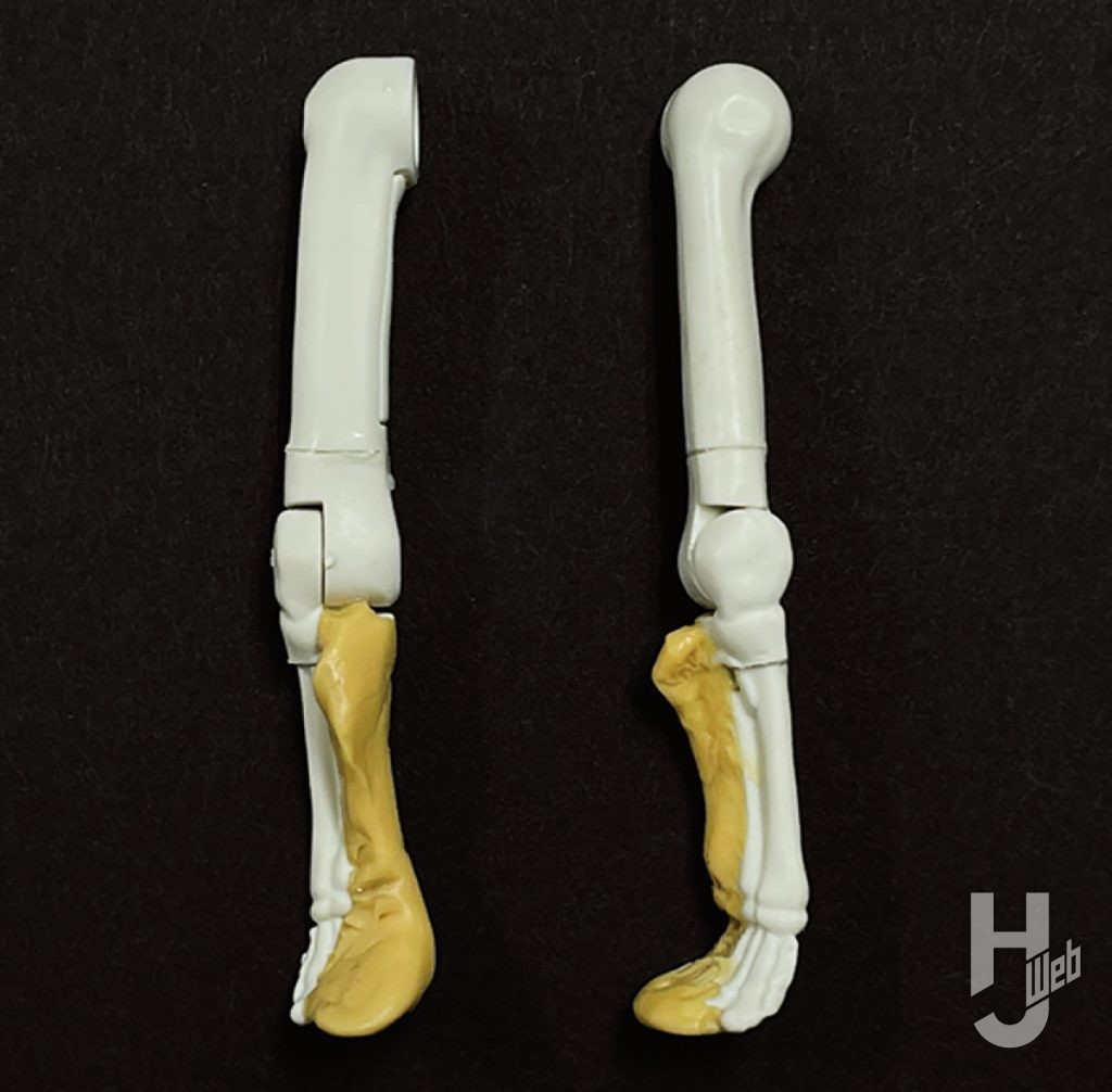 ウラベヒロト製作「ギラファティタン」製作途中後肢