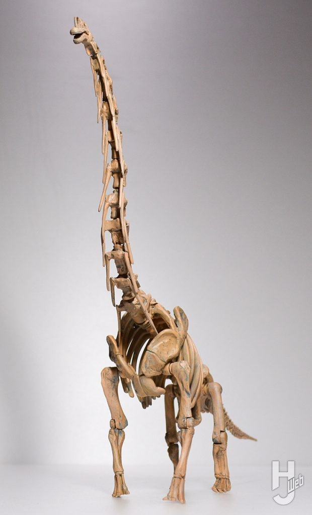 ウラベヒロト製作「ギラファティタン」全体