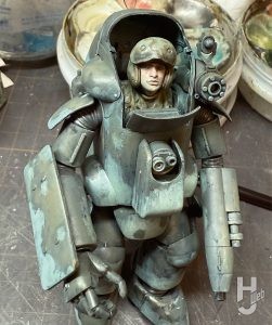 横山宏製作「シュトラール軍 装甲戦闘服 G4/R1型 グッカー」製作途中