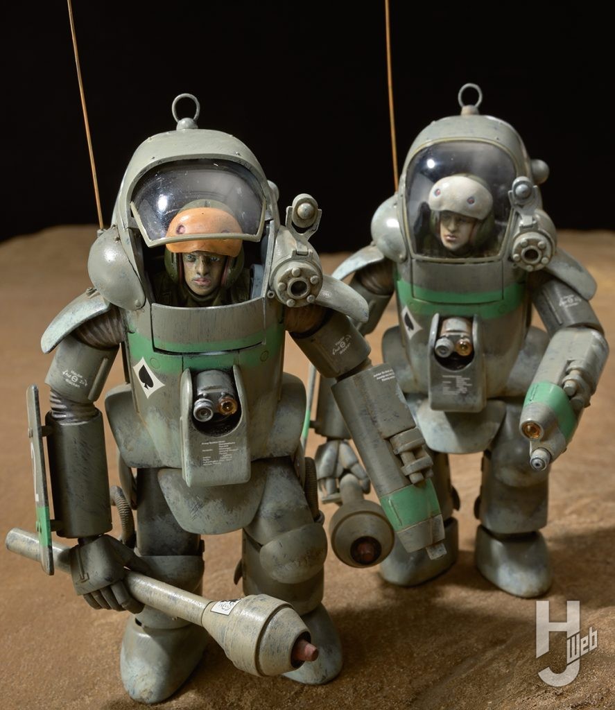 MAX渡辺製作「シュトラール軍 装甲戦闘服 G4/R1型 グッカー」2体