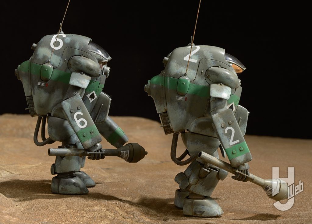 MAX渡辺製作「シュトラール軍 装甲戦闘服 G4/R1型 グッカー」と横山宏製作「シュトラール軍 装甲戦闘服 G4/R1型 グッカー」比較