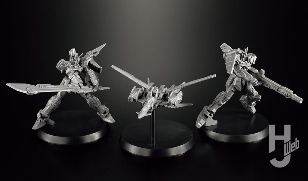 ランチャーストライクガンダム、ソードストライクガンダム、スカイグラスパーの3体が基本仕様
