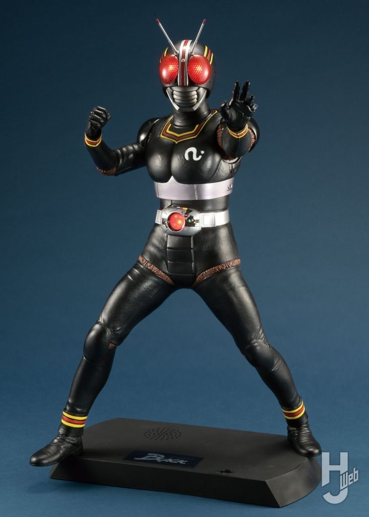 仮面ライダーBLACKの正面全体画像