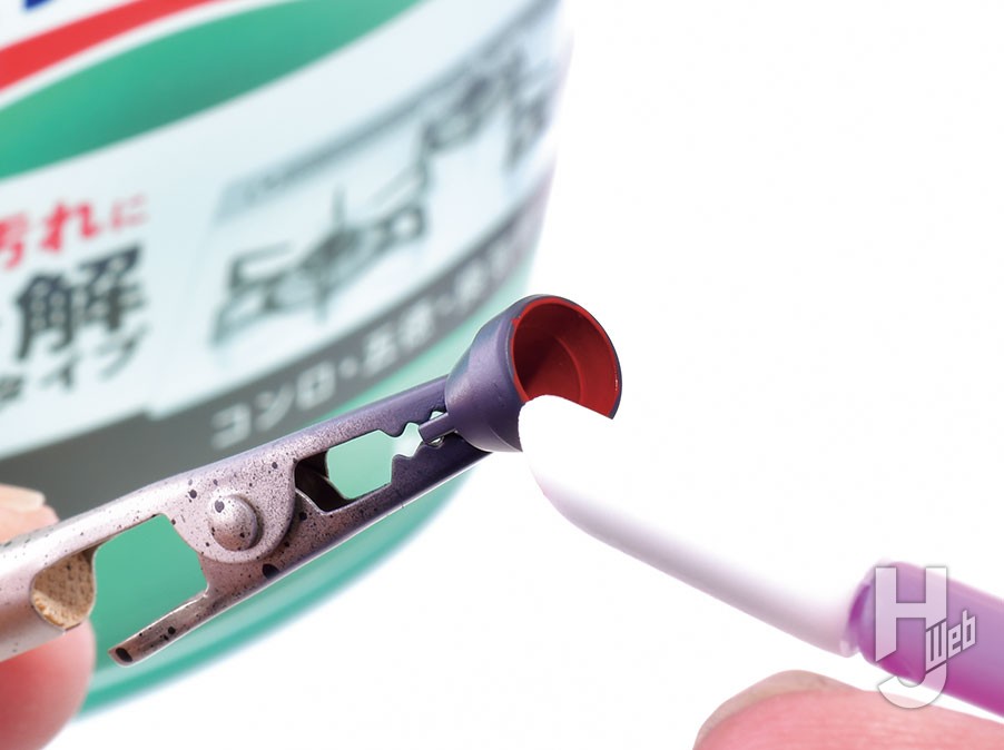 台所用洗剤で水性ホビーカラーを拭き取り