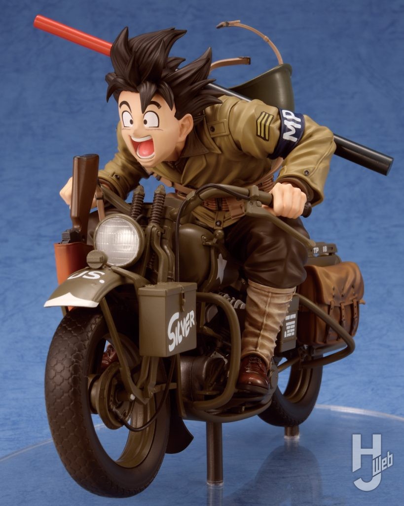 孫悟空とバイクのフィギュアの全体画像